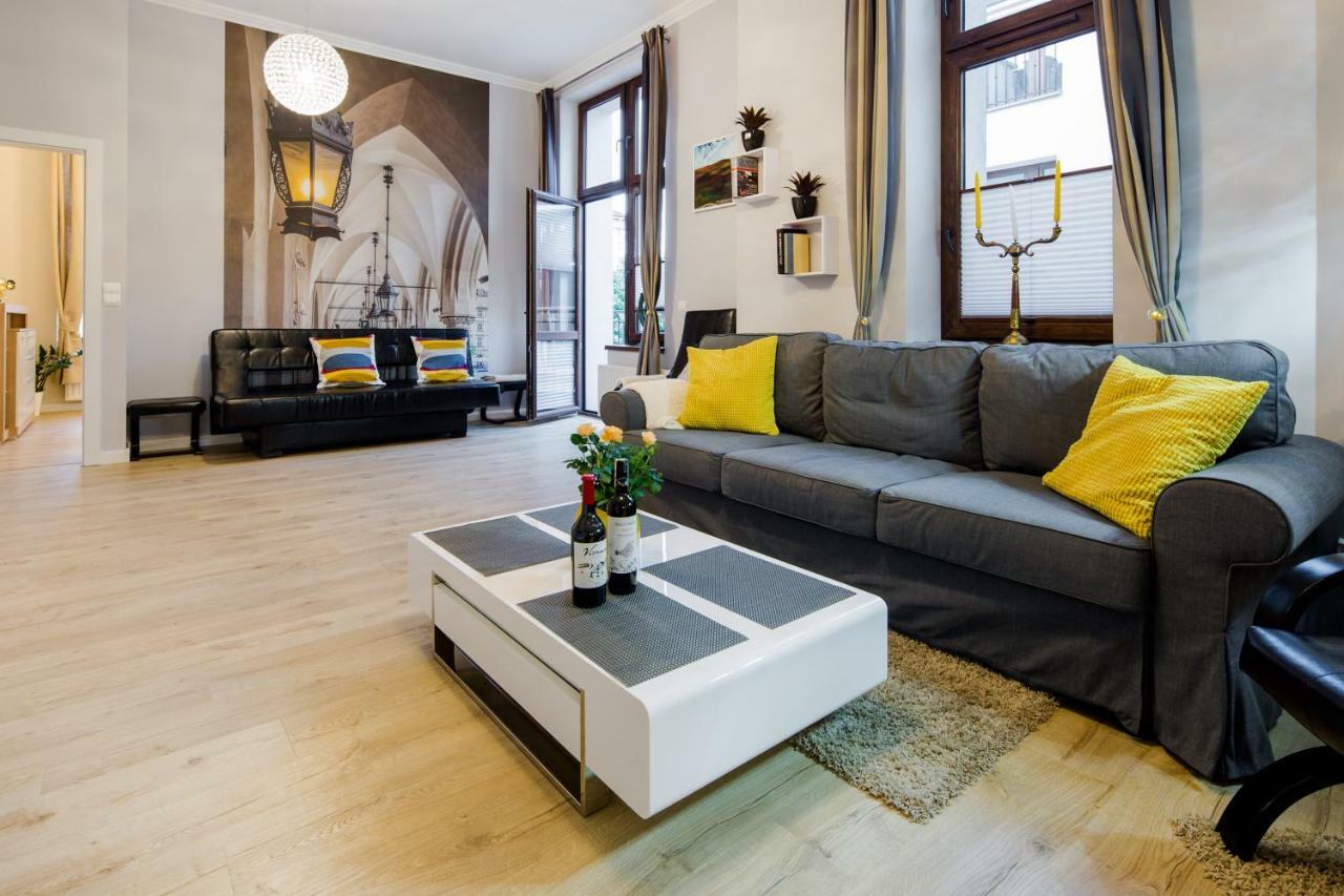 Kings Landing Apartament Krakow Luaran gambar
