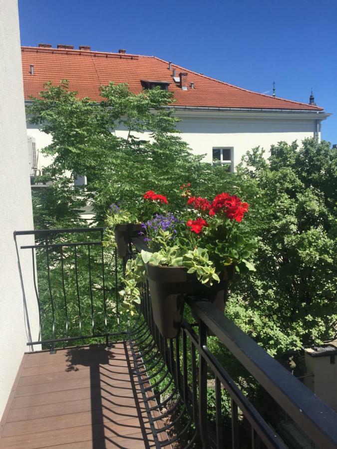 Kings Landing Apartament Krakow Luaran gambar